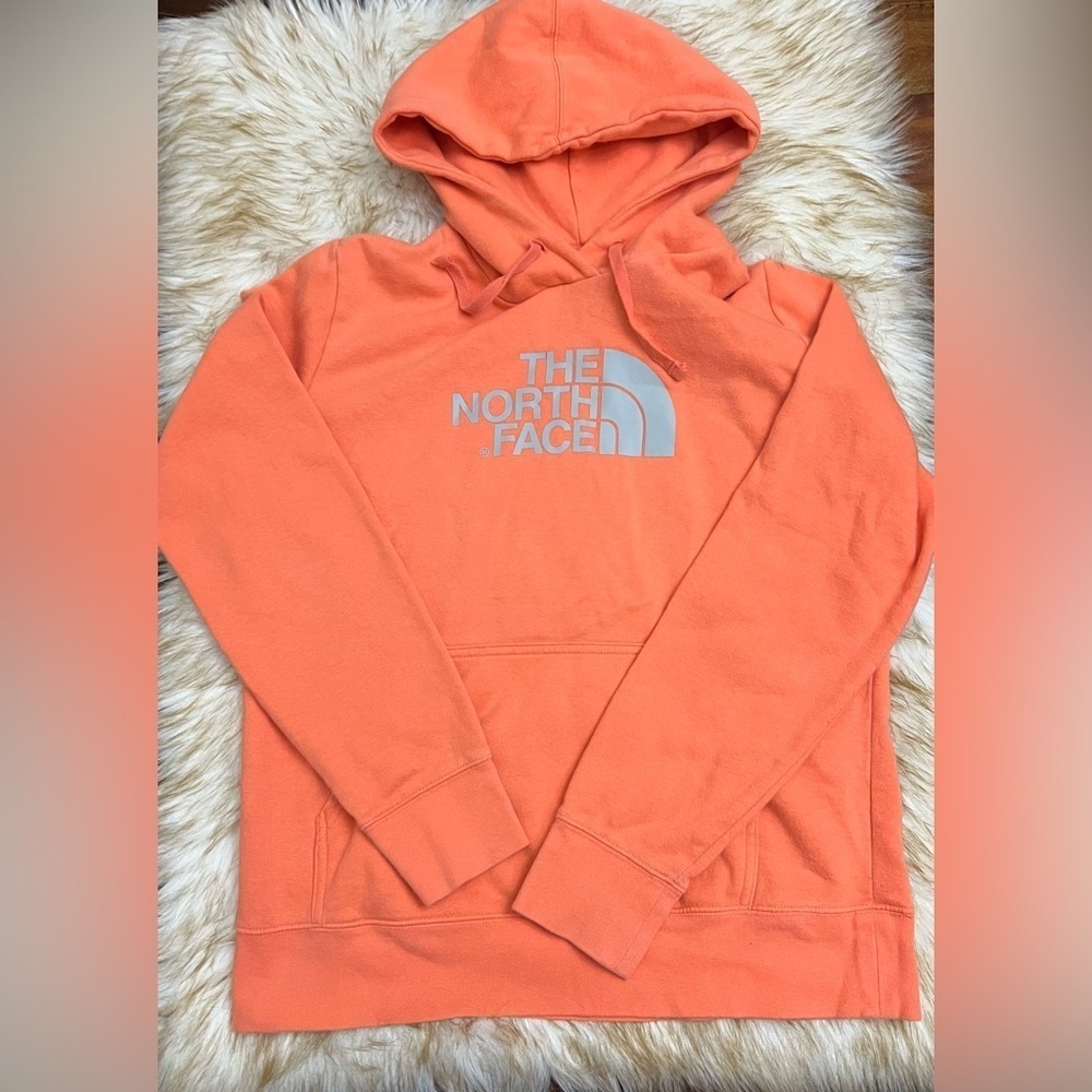 The North Face Peach Orange Pullover Hoodie Size Large Kangaroo Pocket Soft